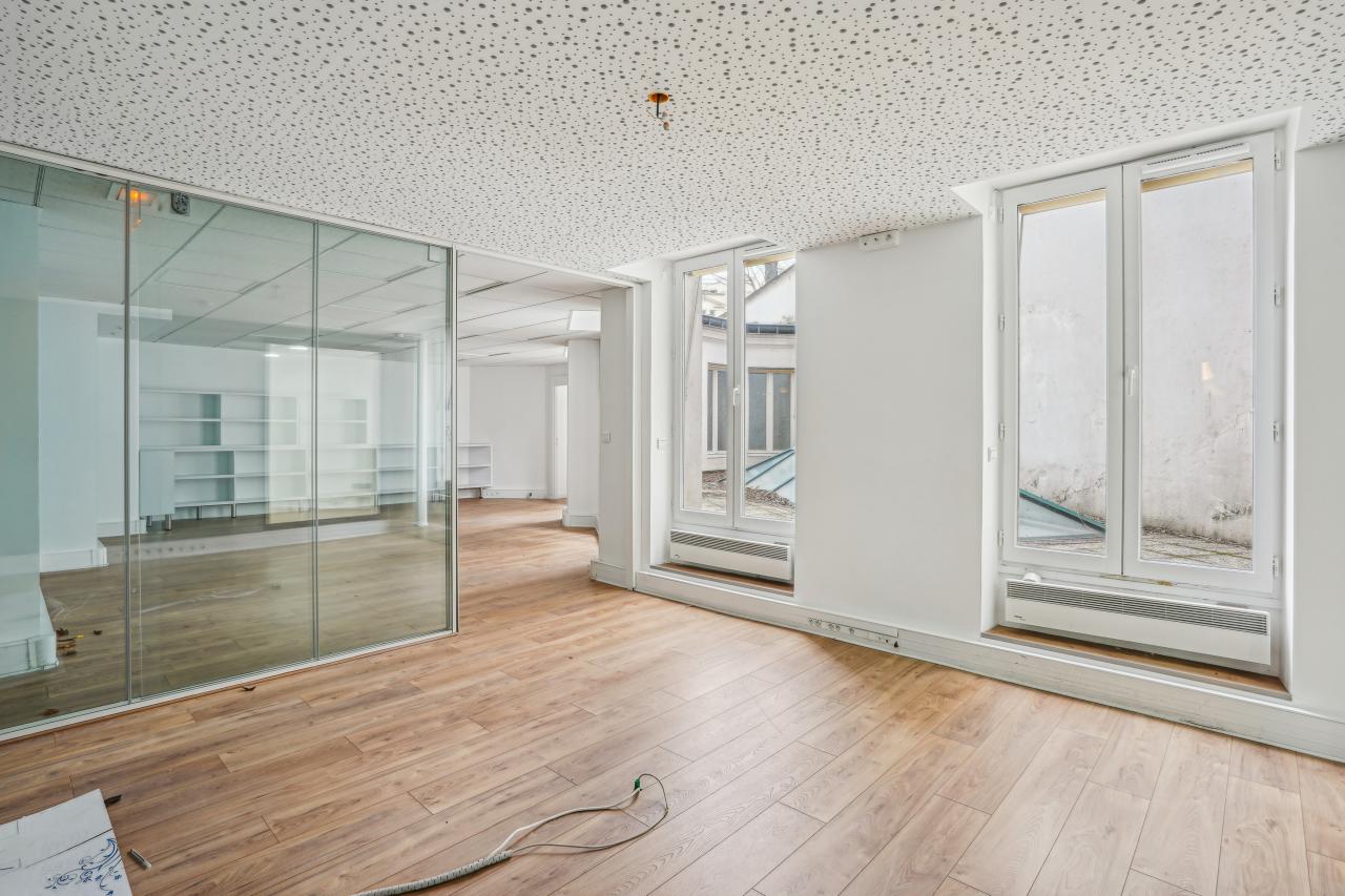 Bureau Paris 252m² Location bureau Paris OLBUR2530637 11